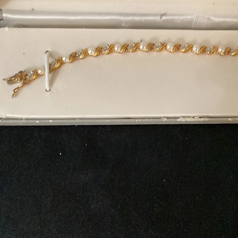 Vintage Gold Bracelet with Diamond Accent - Picture 3 of 7